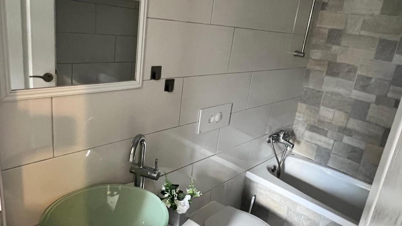 Holiday Home Maria One Minute From -Beach ซาดาร์ ภายนอก รูปภาพ