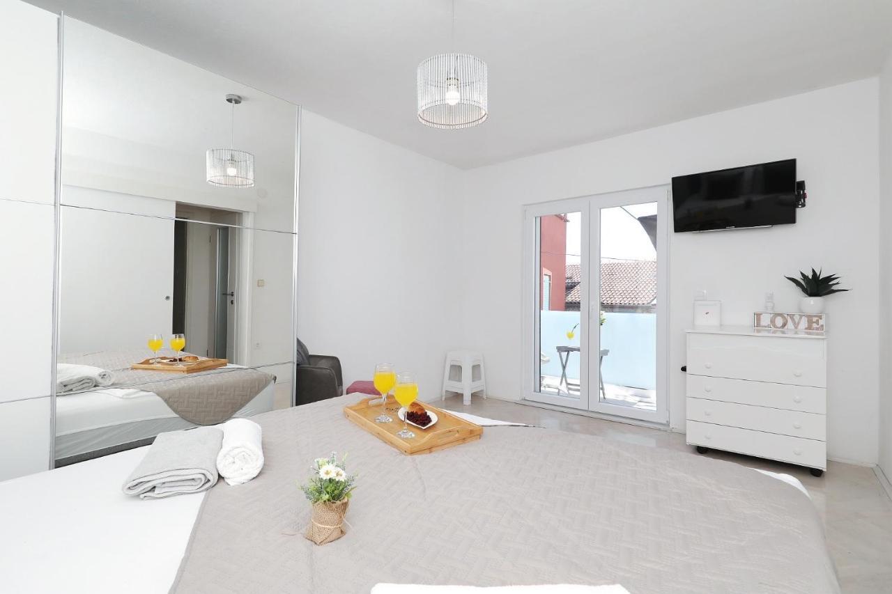 Holiday Home Maria One Minute From -Beach ซาดาร์ ภายนอก รูปภาพ